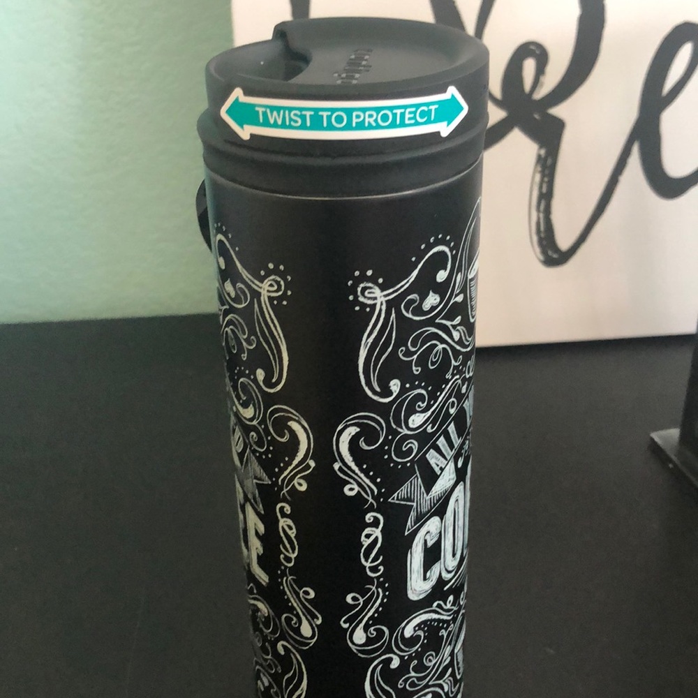 Thermal lock coffee/ water holder